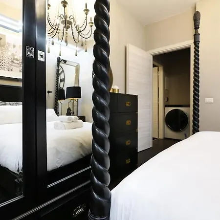 Apartment St Milan